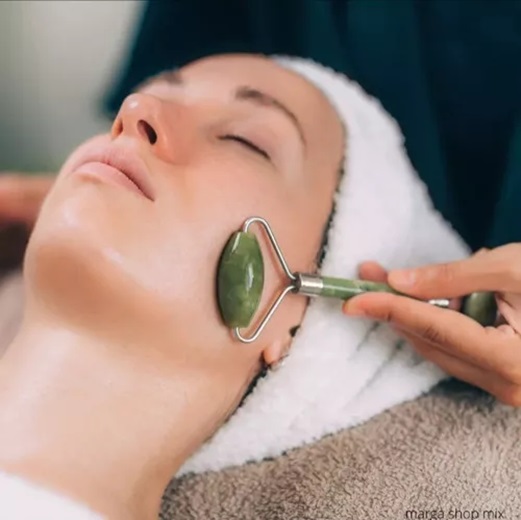 Roller Pedra De Jade Massageador Facial A...